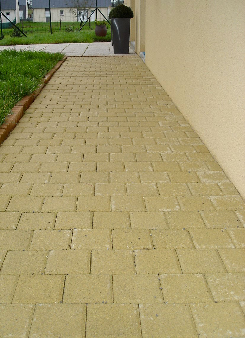Pavés posés sur sable