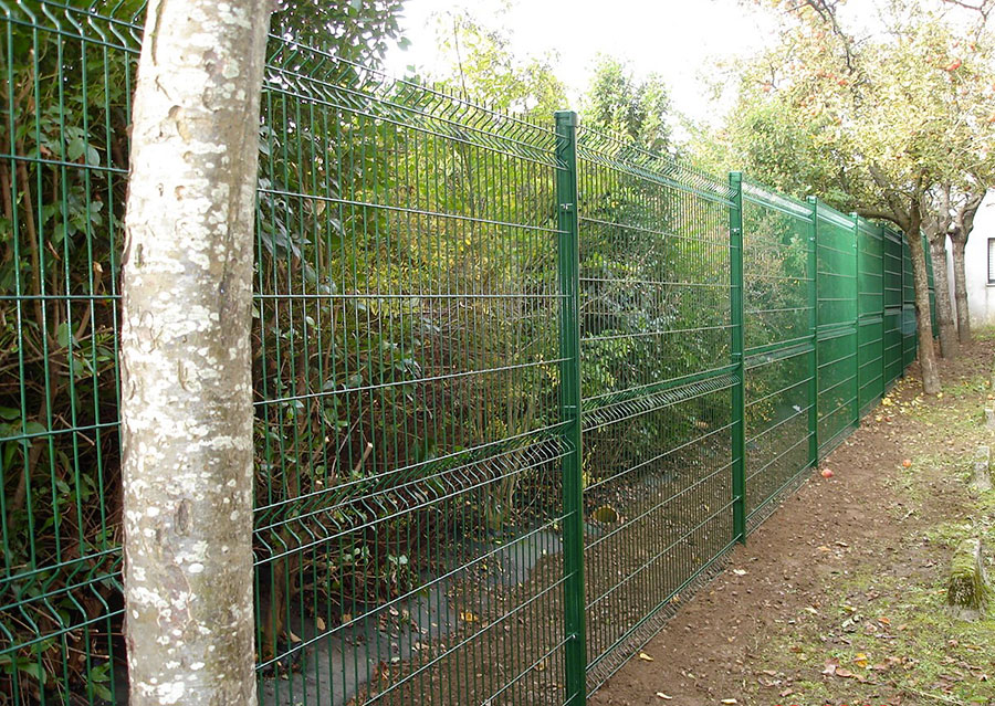 Clôture en panneaux de mailles soudées